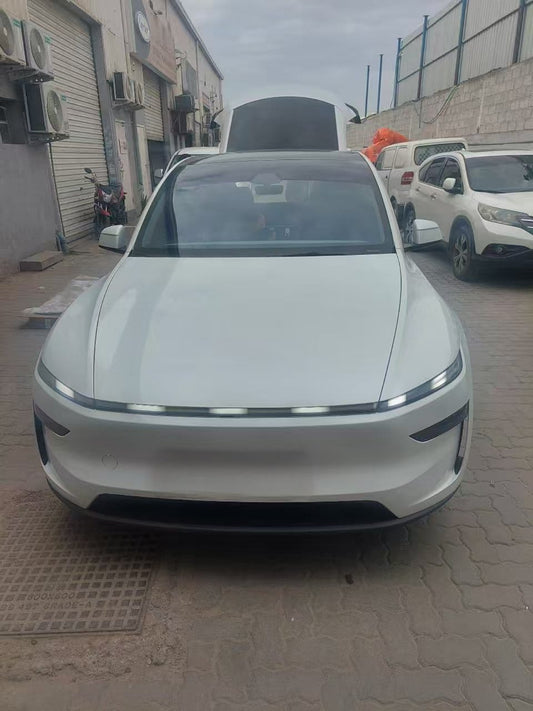 LEVEL UP YOUR 2026 TESLA MODEL Y: SUNSHADE UPGRADE (THE ULTIMATE EV COMFORT HACK)