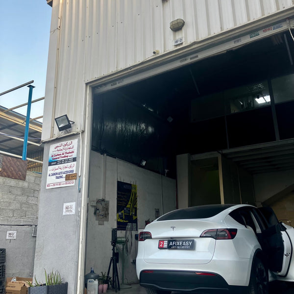 Stay Cool in Dubai – Tesla Model Y 2023 Sunshade